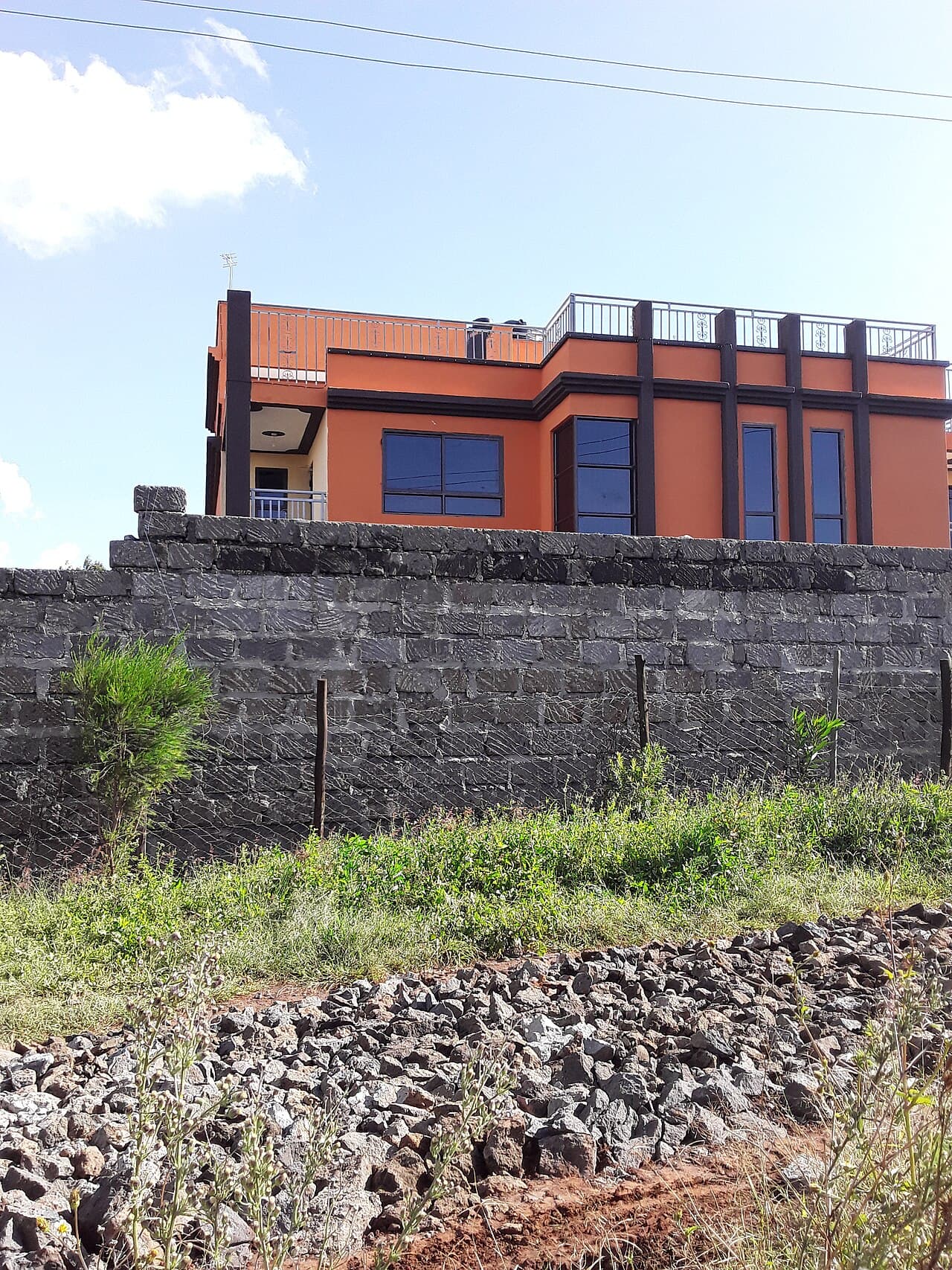 Modern house without normal roofing used in Kenya